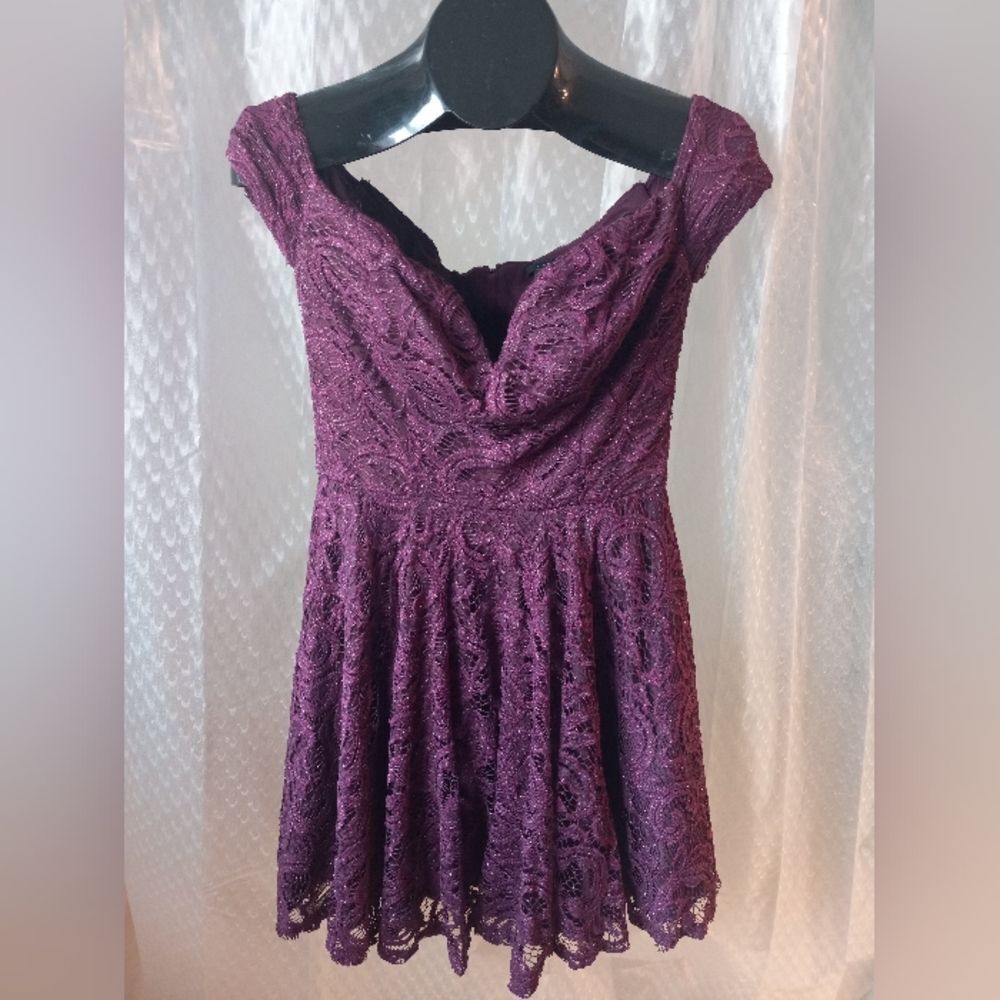 B.Smart Deep Purple Off The Shoulders Size 9 Dress